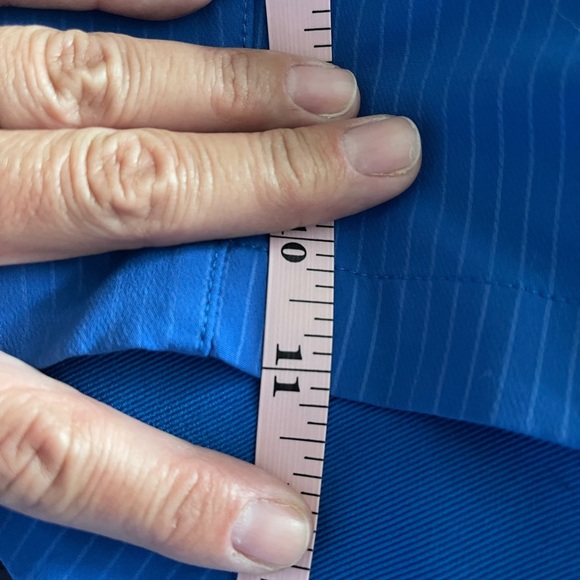 Under Armour shorts • Mens size 36 - Picture 6 of 7